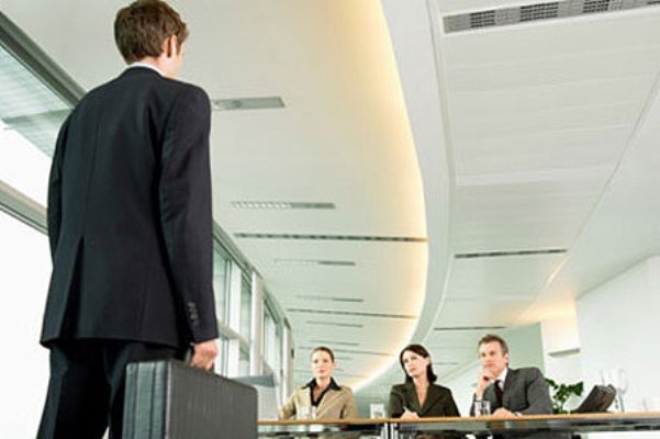 Việc đi hay về của nhân tài có tính trọng yếu đối với vận mệnh của quốc gia